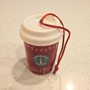 2005 Starbucks Holiday Red To Go Cup